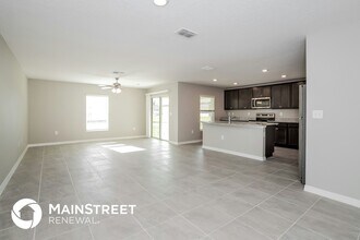 1377 Brenway Dr in Mascotte, FL - Building Photo - Building Photo