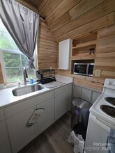 820 Clearview Rd in Cleveland, NC - Foto de edificio - Building Photo