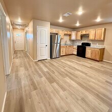 3130 E Cornell St in Lubbock, TX - Building Photo - Building Photo