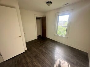 1 Lincoln Blvd, Unit 1 in Clark, NJ - Building Photo - Building Photo