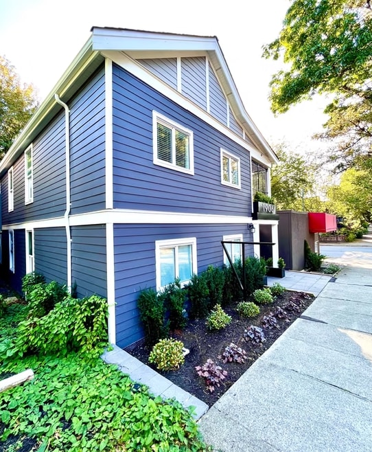 1906 Grant St in Vancouver, BC - Building Photo - Building Photo