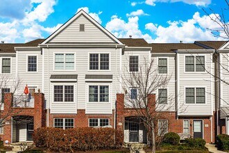 6012 Turnwood Dr in Westerville, OH - Building Photo - Building Photo