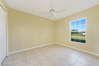 1118 NE 9th Terrace in Cape Coral, FL - Foto de edificio - Building Photo