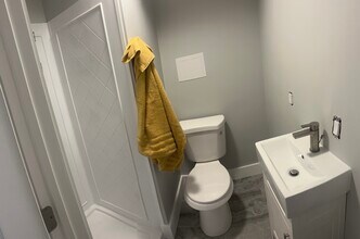 890 Highland Ave in Medford, MA - Building Photo - Building Photo