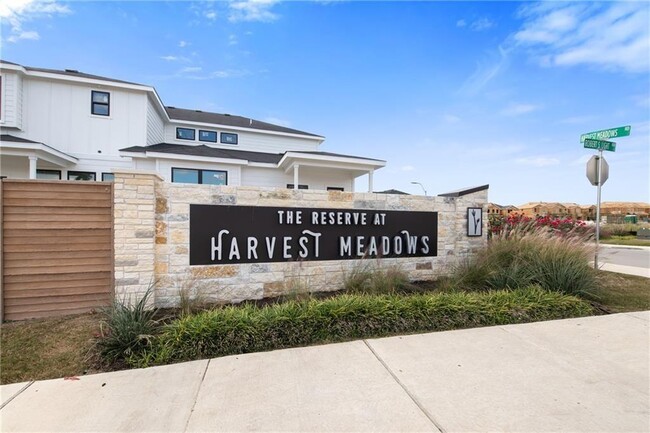 135 Amber Fields Trail in Mustang Ridge, TX - Building Photo - Building Photo
