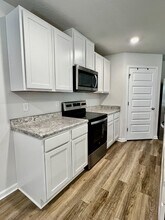 3059 Heritage Plantation Blvd in Laurel Hill, FL - Building Photo - Building Photo
