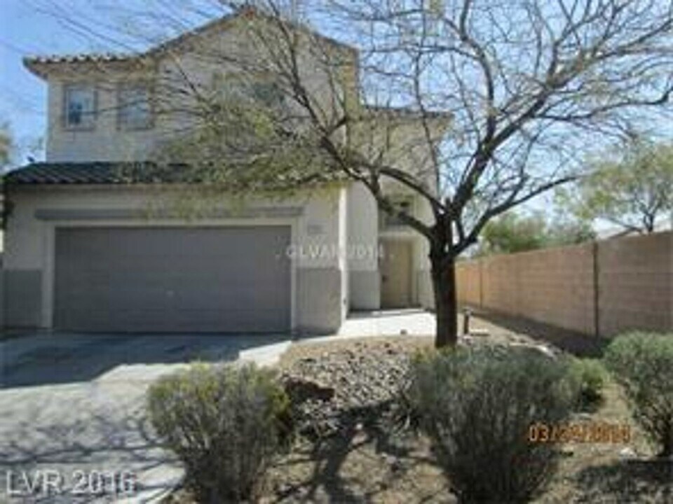 2721 Villa Cordova Ct in North Las Vegas, NV - Building Photo