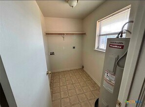 1010 Lansberry Ct in Killeen, TX - Building Photo - Building Photo