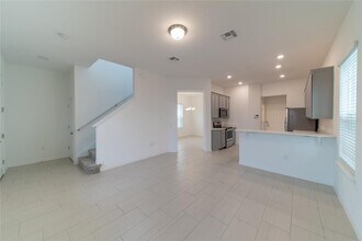 1524 Astoria Arbor Ln in Orlando, FL - Building Photo - Building Photo