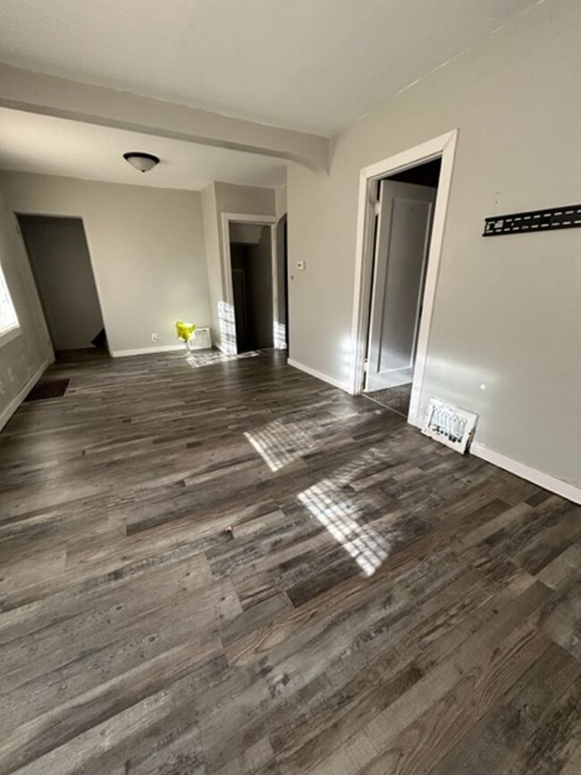 919 S Sherman Ave in Sioux Falls, SD - Building Photo - Building Photo