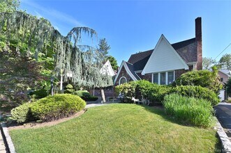 249-48 Rushmore Terrace in Queens, NY - Building Photo - Building Photo