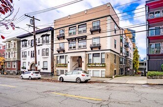 Alexander Apartments in Seattle, WA - Foto de edificio - Interior Photo