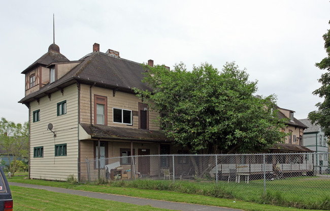 1301-1311 S 8th St in Tacoma, WA - Building Photo - Building Photo