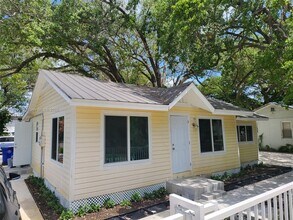 285 NE 80th Terrace in Miami, FL - Building Photo - Building Photo