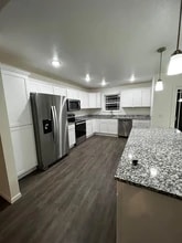 120 Christian Way in Branson, MO - Foto de edificio - Building Photo