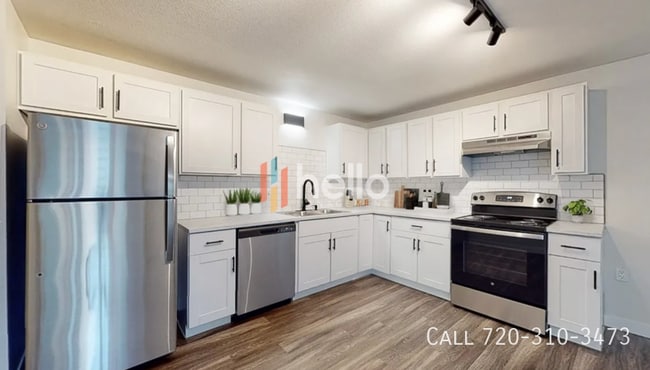 property at 5271 W Center Ave