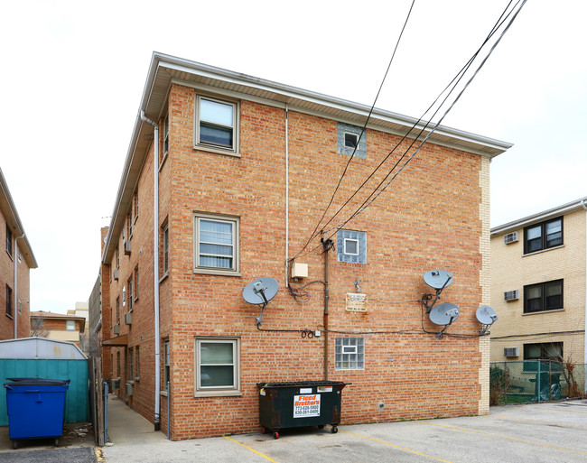 8549 W Gregory St in Chicago, IL - Building Photo - Building Photo