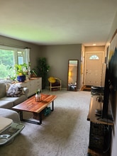 4616 Taylor St NE in Minneapolis, MN - Building Photo - Building Photo