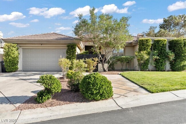 10013 Alegria Dr in Las Vegas, NV - Building Photo - Building Photo