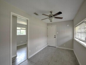 1947 Ojeman Rd in Houston, TX - Building Photo - Building Photo