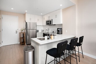 770 Jackson St in Hoboken, NJ - Building Photo - Building Photo