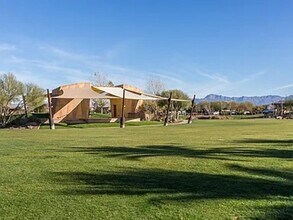 10558 E Simone Ave in Mesa, AZ - Building Photo - Building Photo