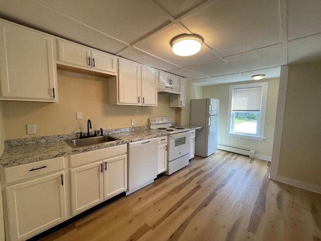property at 862 Main St