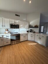 16652 N 19th St in Phoenix, AZ - Building Photo - Building Photo