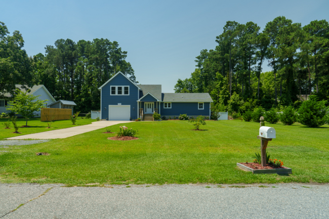 property at 102 Quarter Landing Dr
