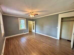 72 New Haven Ave in Derby, CT - Building Photo - Building Photo