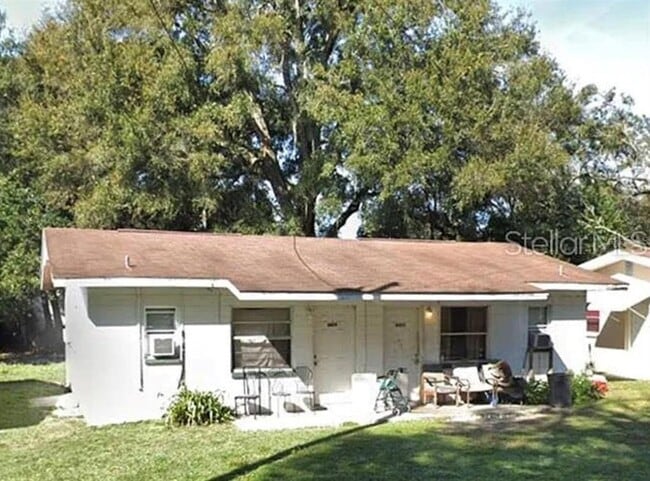 property at 4429 Clay St