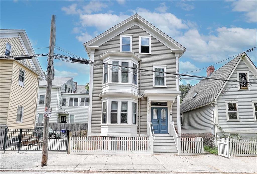 98 John St in Providence, RI - Building Photo