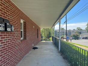 409 Willis St-Unit -Apartment A in Fredericksburg, VA - Building Photo - Building Photo