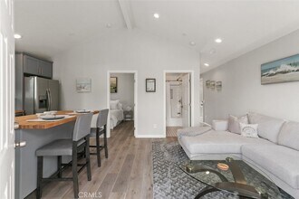 33895 Alcazar Dr in Dana Point, CA - Foto de edificio - Building Photo