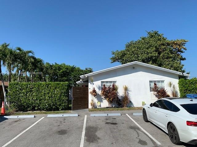 101 NW 56th Ct in Fort Lauderdale, FL - Building Photo