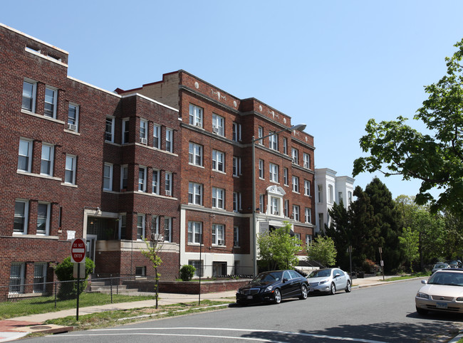 The Lexington Apartments in Washington, DC - Building Photo - Building Photo