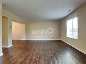 1165 Carrington Pl in Maineville, OH - Foto de edificio - Building Photo