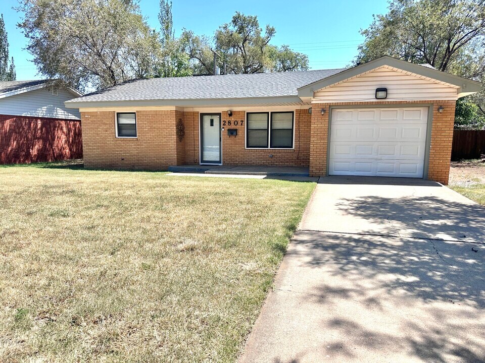 2807 62nd St in Lubbock, TX - Building Photo