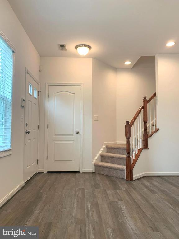 17256 Library Blvd in Ruther Glen, VA - Building Photo - Building Photo