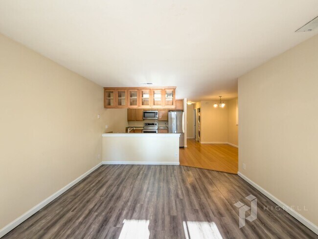 1114 Nord Ave in Chico, CA - Building Photo - Building Photo