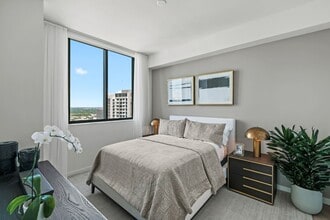 Veneto Las Olas in Fort Lauderdale, FL - Building Photo - Building Photo