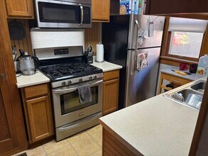 605 S Prairie St in Champaign, IL - Foto de edificio - Building Photo