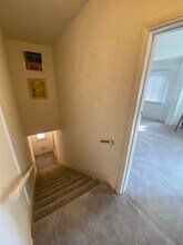 2021 S Rimpau Blvd, Unit 2021½ in Los Angeles, CA - Building Photo - Building Photo