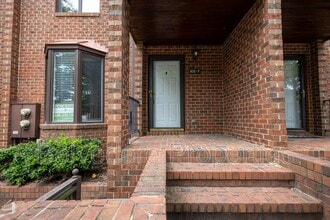 102 Wafco Ln in Greensboro, NC - Building Photo - Building Photo