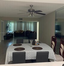 6097 Balboa Cir in Boca Raton, FL - Building Photo - Building Photo