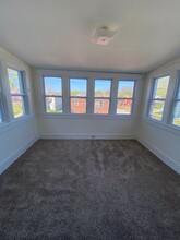201 E 6th St, Unit B in Alton, IL - Building Photo - Building Photo