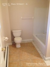 870 S Main St-Unit -A in Amherst, OH - Building Photo - Building Photo