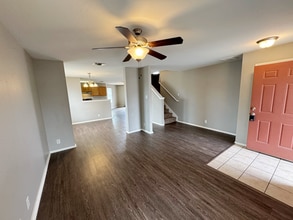 11004 Dublin Briar in San Antonio, TX - Building Photo - Building Photo