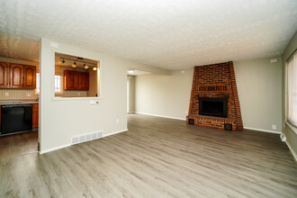 3472 Green Meadows St in Columbus, OH - Building Photo - Building Photo