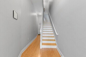 1226 N Calvert St in Baltimore, MD - Building Photo - Building Photo